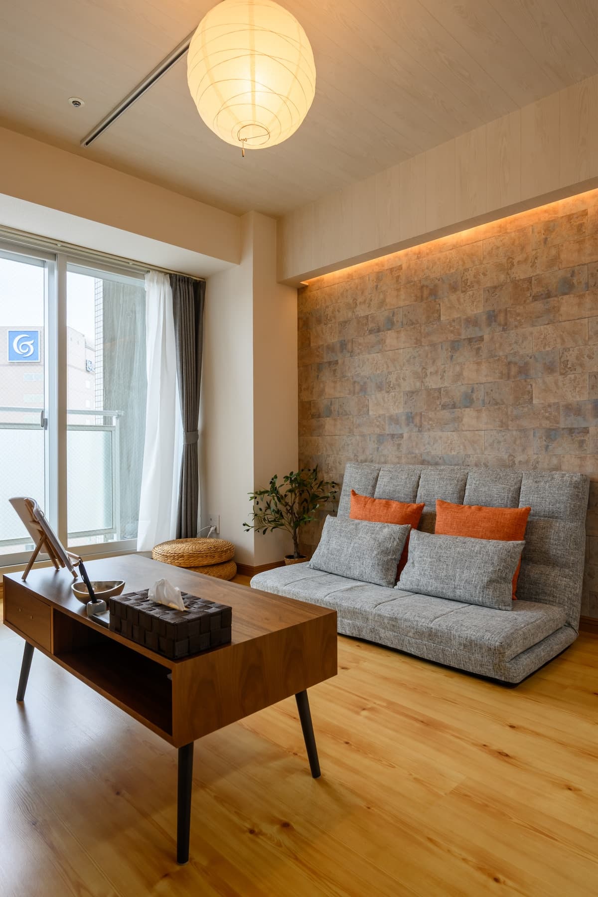 20F 스테이 2005 メイン